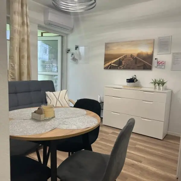 Apartament nad morzem w Dębinie